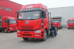 解放 J6P重卡 390馬力 6X4 LNG牽引車(CA4250P66T1A2E22M4)