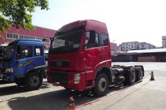 解放 新大威重卡 280馬力 6X4 牽引車(CA3256P2K2T1EA82)