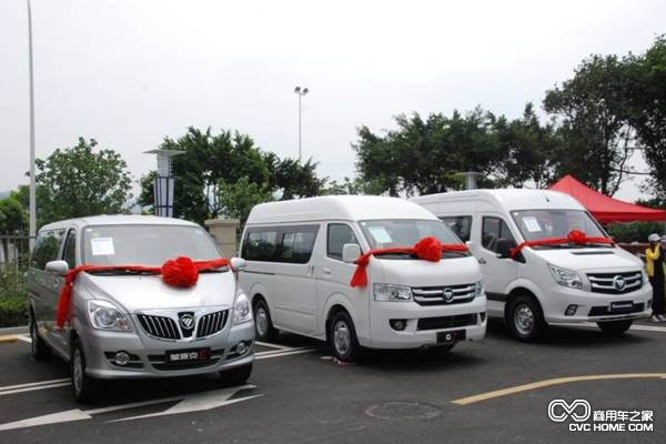 福田商務車系列新品揭幕